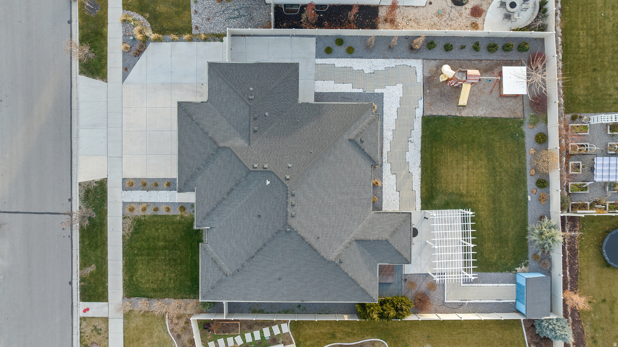 FOX LANDING - Residential