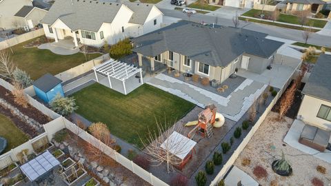 Tiny photo for 11618 S DOUGLAS DR, Draper, UT 84020 (MLS # 2126130)