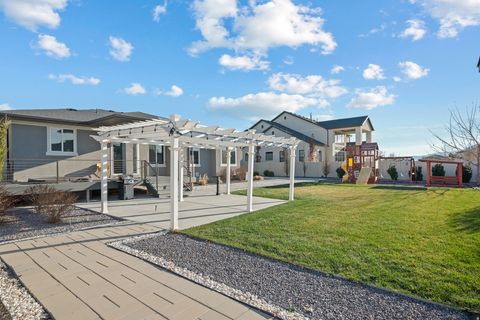 Tiny photo for 11618 S DOUGLAS DR, Draper, UT 84020 (MLS # 2126130)