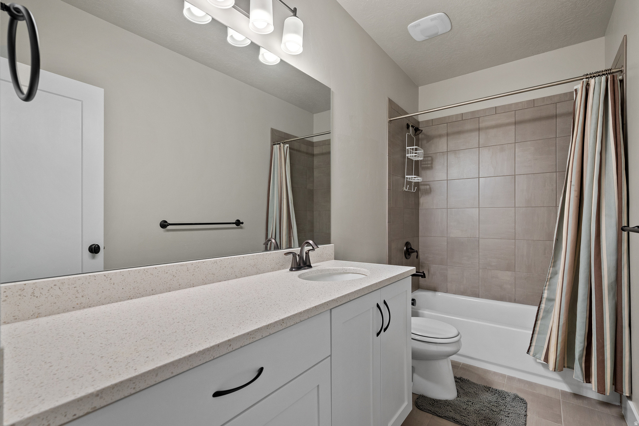 FOX LANDING - Residential