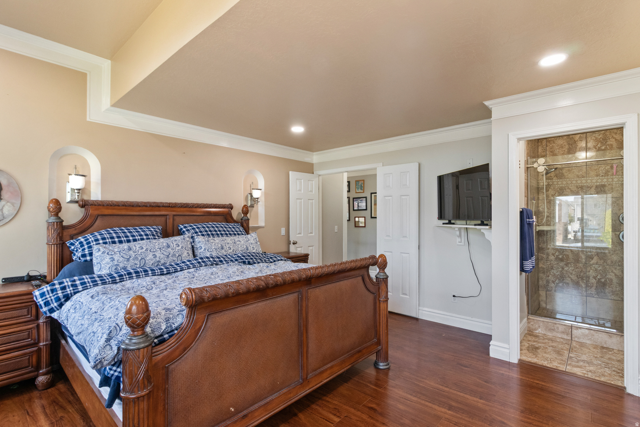 CLOVER LAND ESTATES - Residential