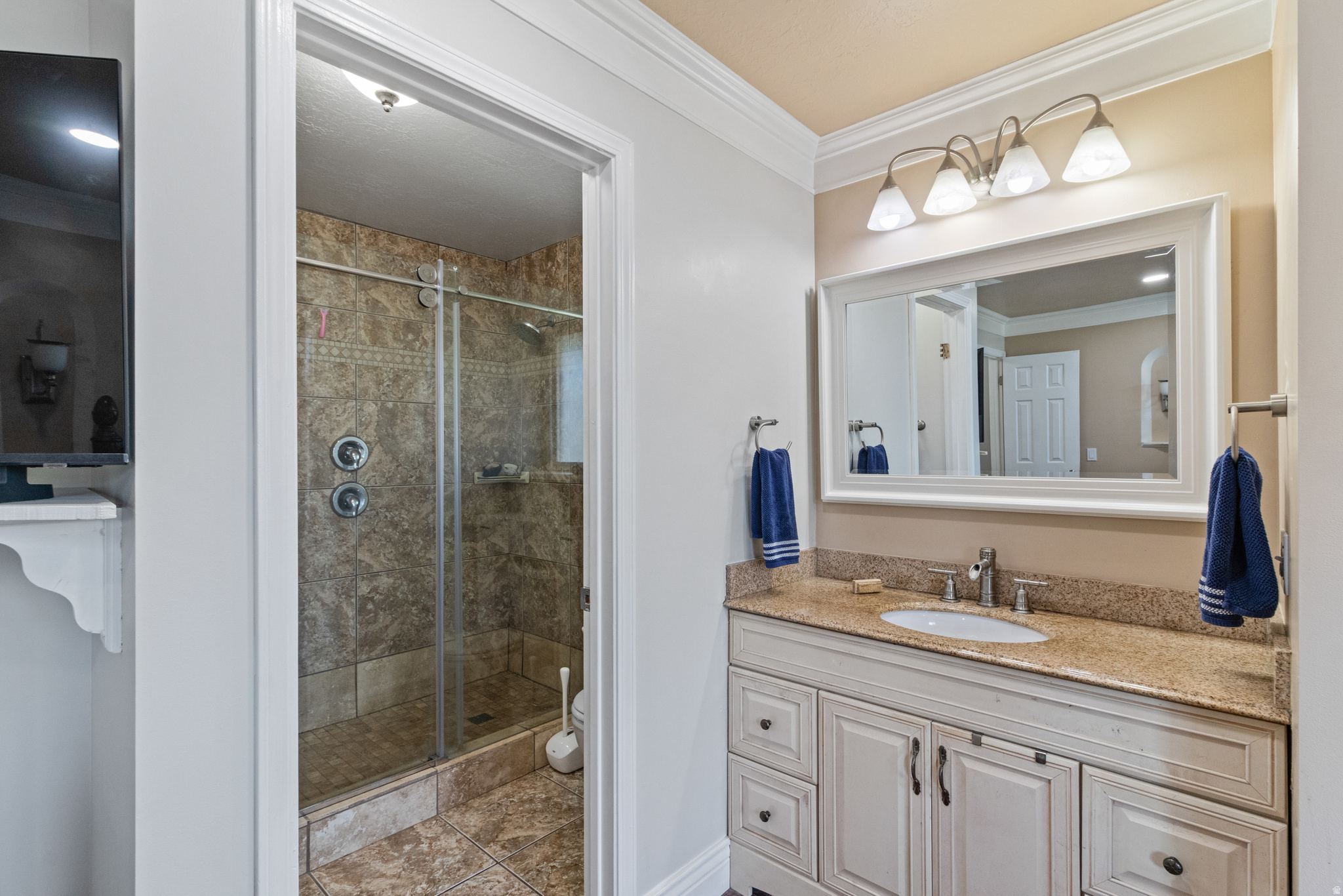 CLOVER LAND ESTATES - Residential