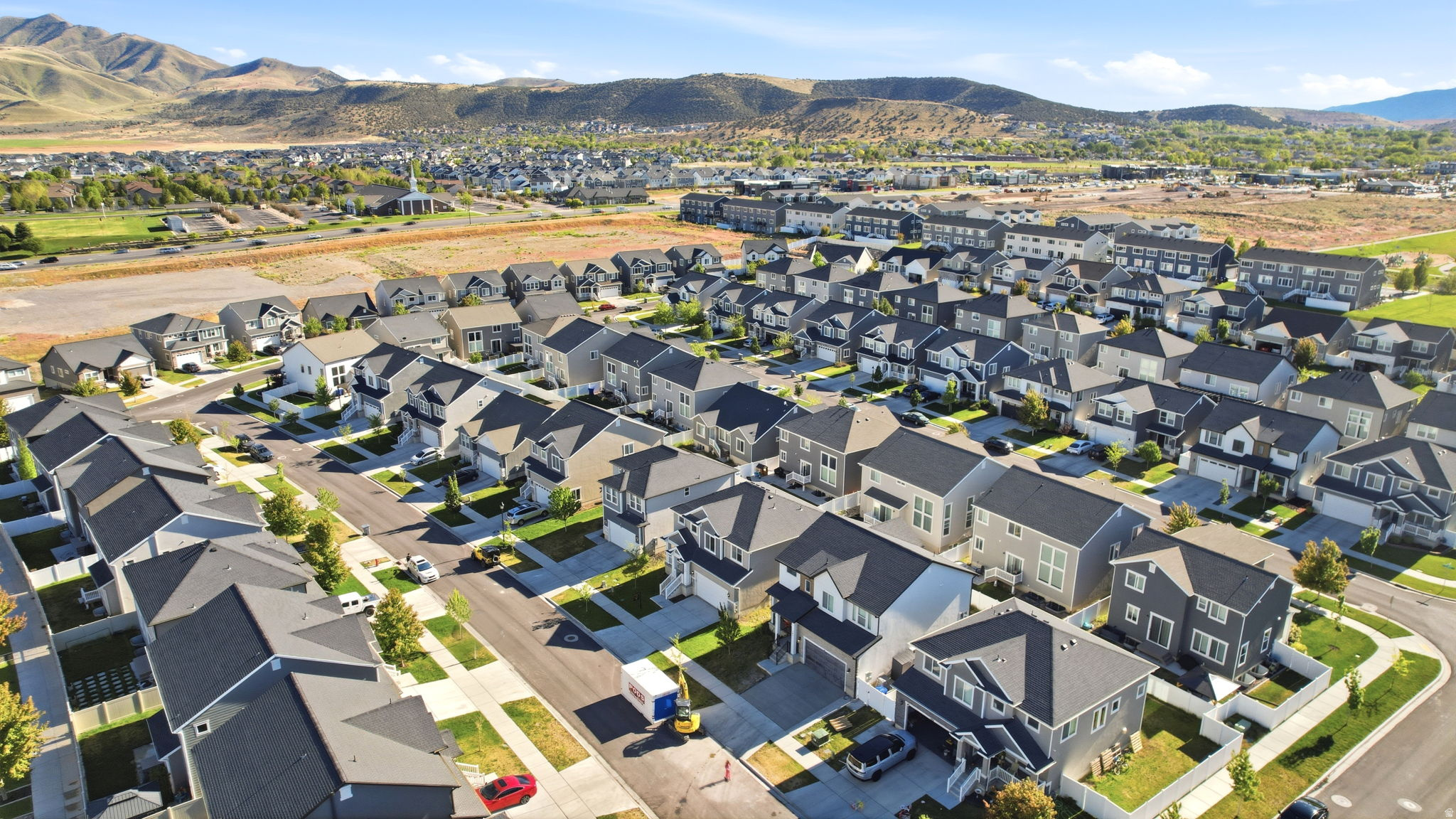 QUAILHILL - Residential
