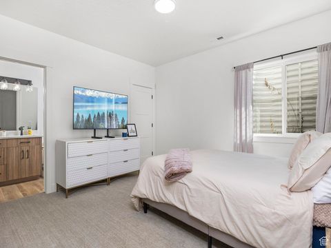 Tiny photo for 1191 N ELK RIDGE DR, Elk Ridge, UT 84651 (MLS # 2107392)