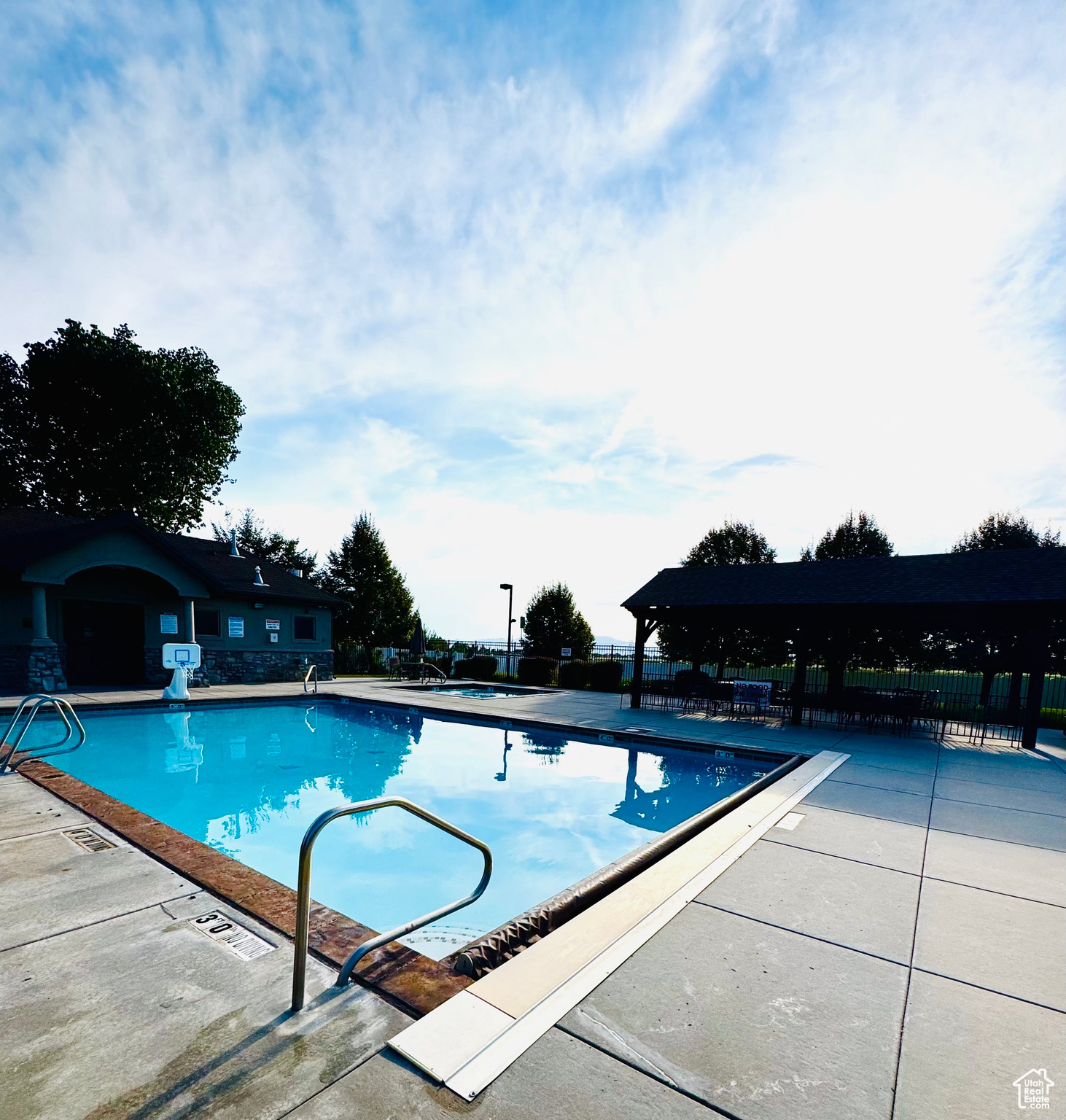 COLDWATER CREEK PHAS - Residential