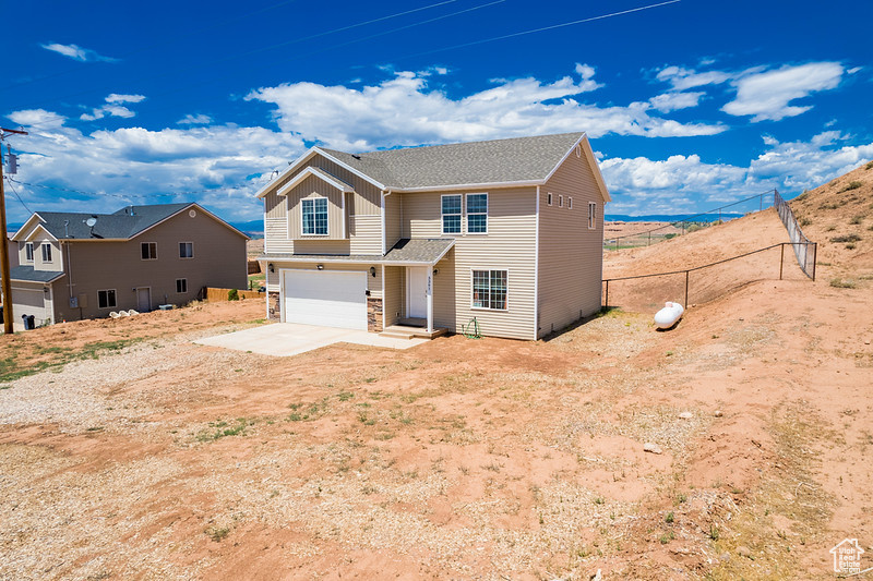 MOUNTAIN SIDE HOMES - Residential