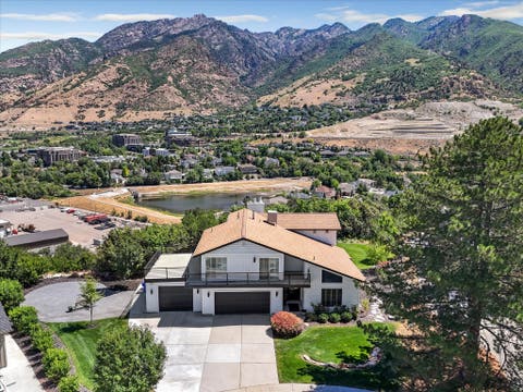 Tiny photo for 6807 S PINE ROCK CIR E, Cottonwood Heights, UT 84121 (MLS # 2176073)
