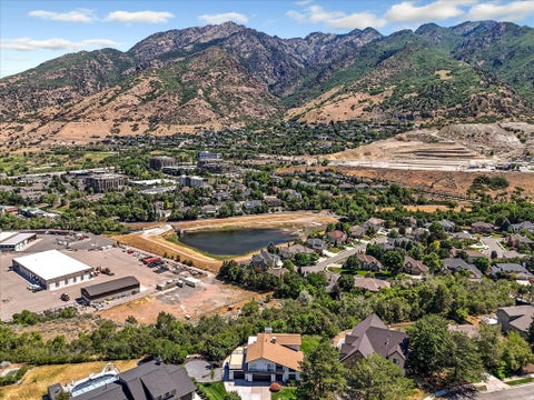 Tiny photo for 6807 S PINE ROCK CIR E, Cottonwood Heights, UT 84121 (MLS # 2176073)