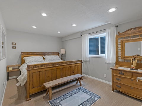 Tiny photo for 6807 S PINE ROCK CIR E, Cottonwood Heights, UT 84121 (MLS # 2176073)