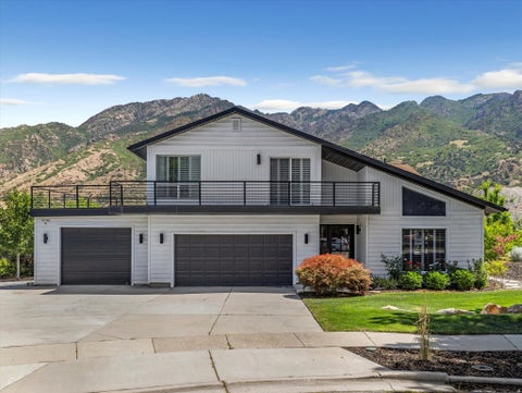 Tiny photo for 6807 S PINE ROCK CIR E, Cottonwood Heights, UT 84121 (MLS # 2176073)