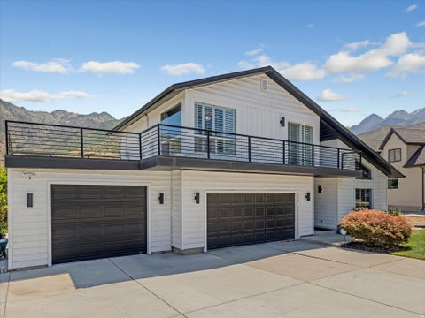 Tiny photo for 6807 S PINE ROCK CIR E, Cottonwood Heights, UT 84121 (MLS # 2176073)
