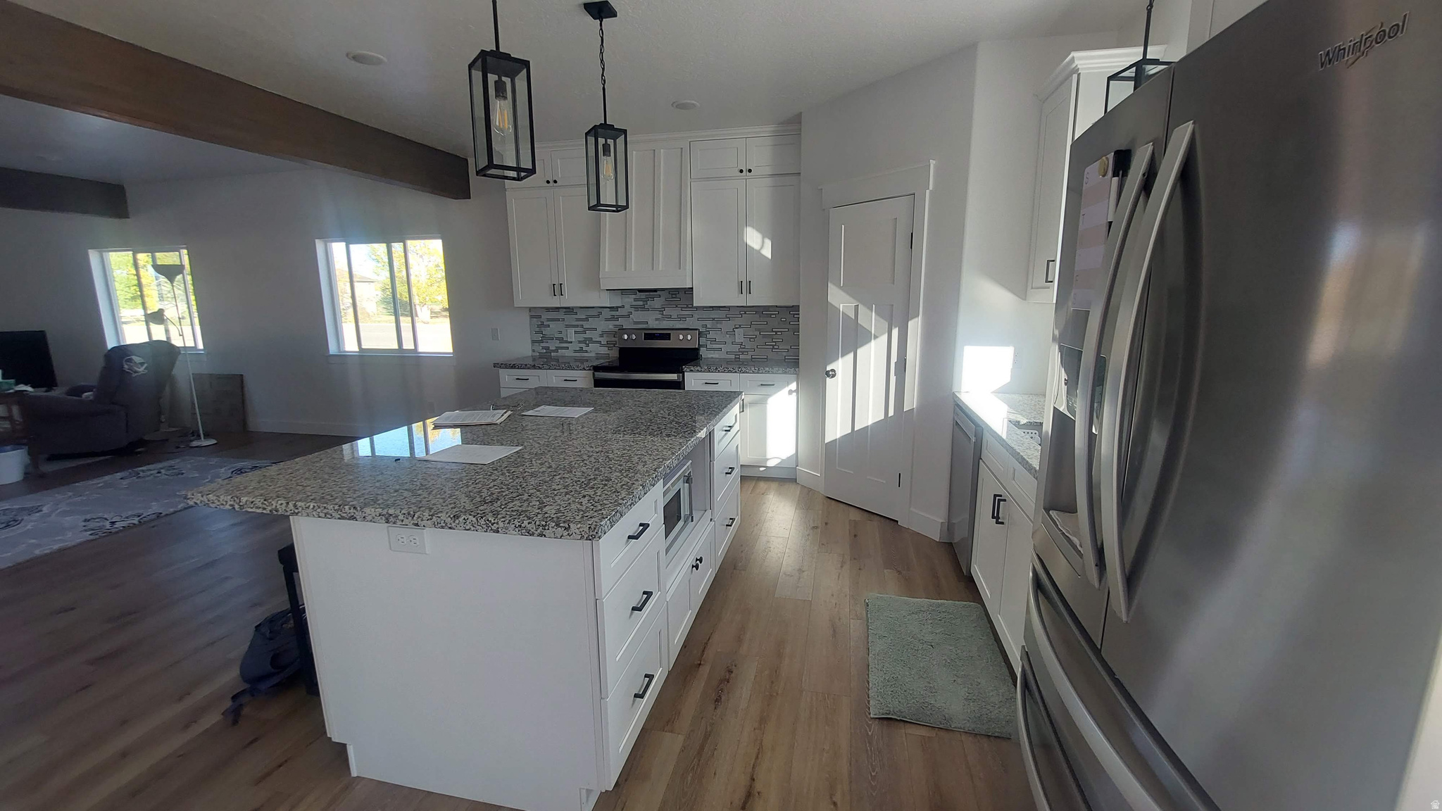 STONE GATE - Residential