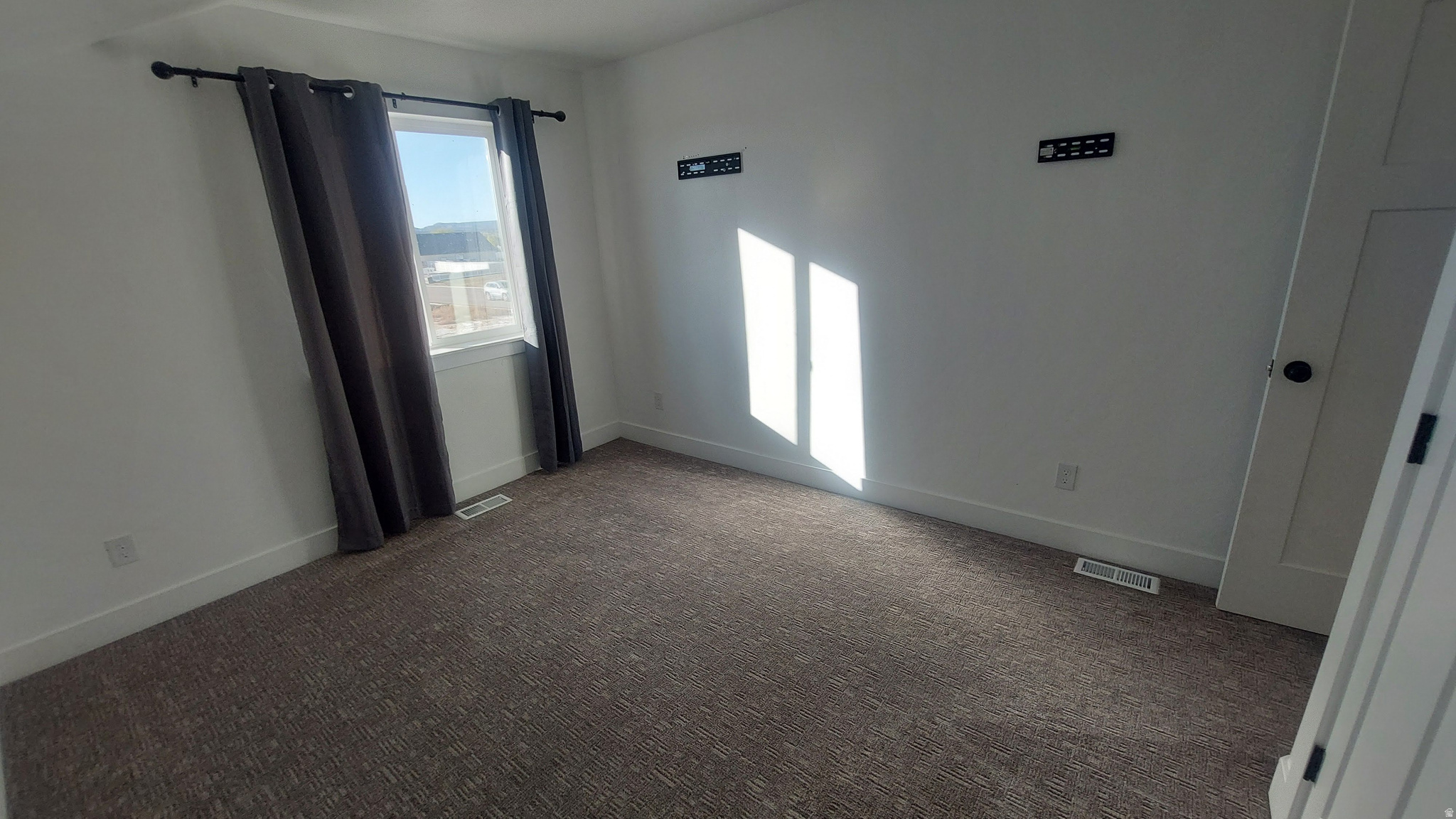 STONE GATE - Residential