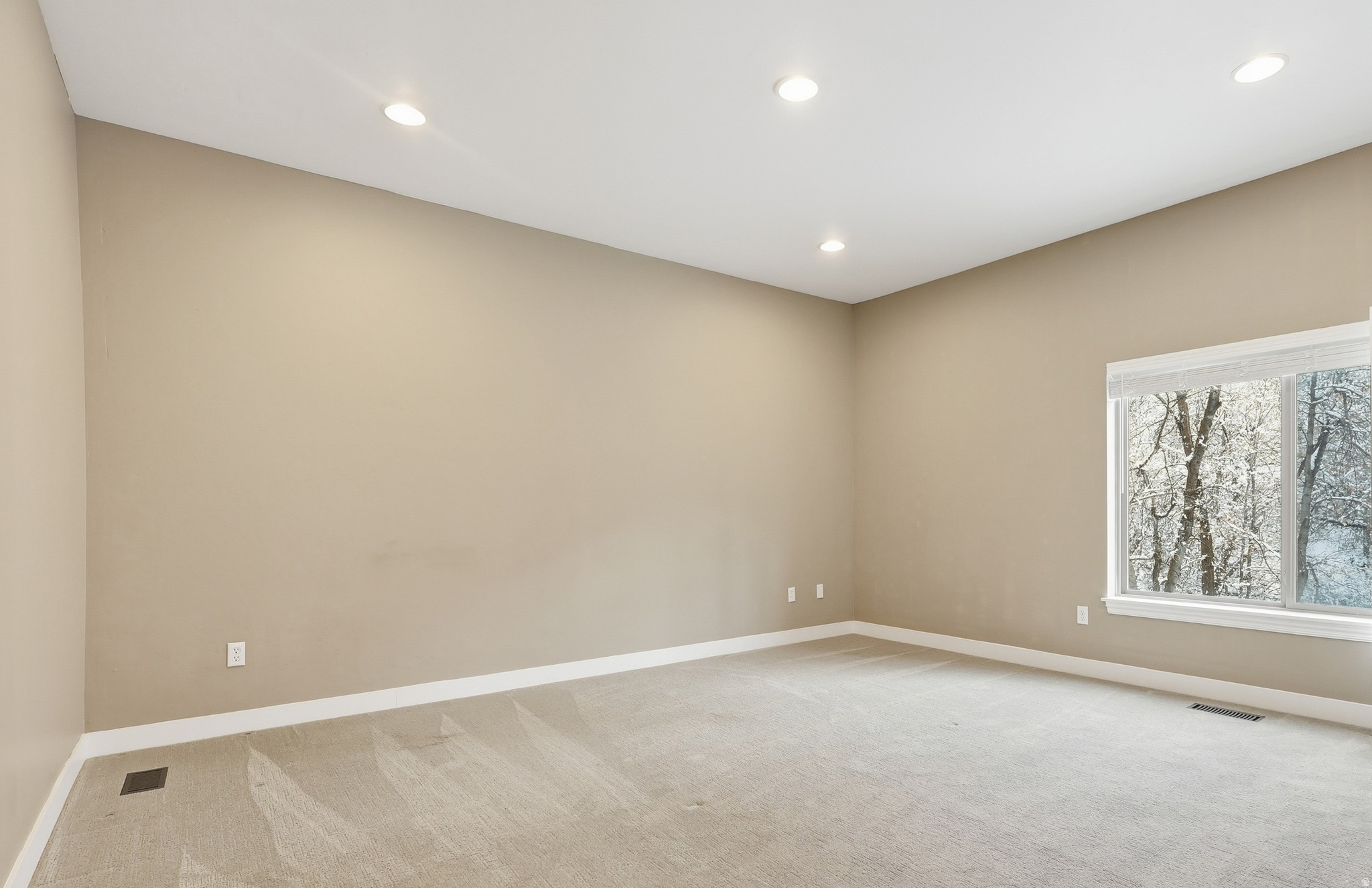 CREEKWOOD OF I.S. - Residential