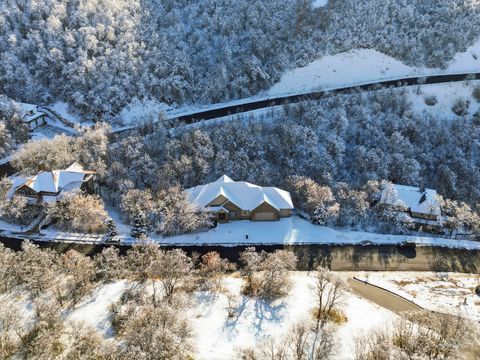 Tiny photo for 1284 E CANYON CREEK DR S, Bountiful, UT 84010 (MLS # 2116168)