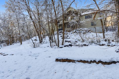 Tiny photo for 1284 E CANYON CREEK DR S, Bountiful, UT 84010 (MLS # 2116168)