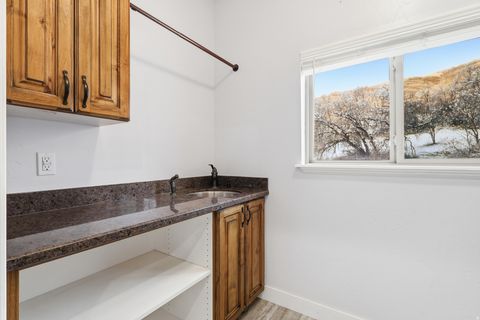 Tiny photo for 1284 E CANYON CREEK DR S, Bountiful, UT 84010 (MLS # 2116168)