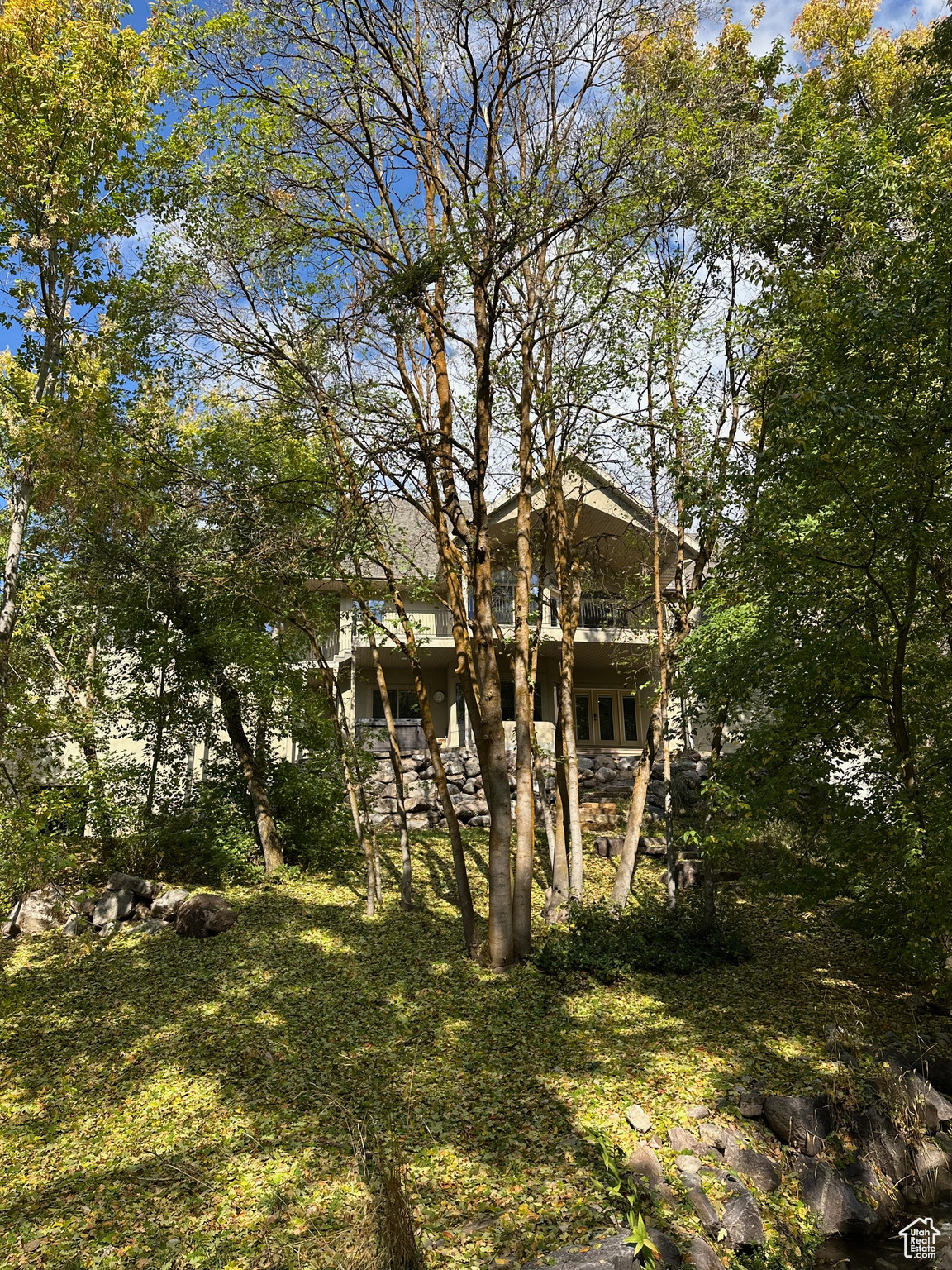 CREEKWOOD OF I.S. - Residential