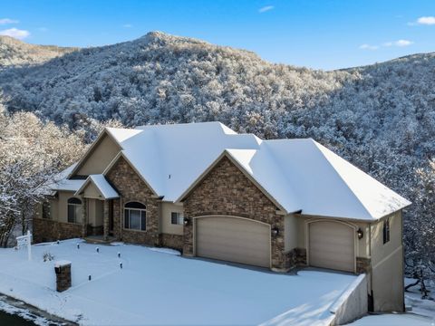 Tiny photo for 1284 E CANYON CREEK DR S, Bountiful, UT 84010 (MLS # 2116168)