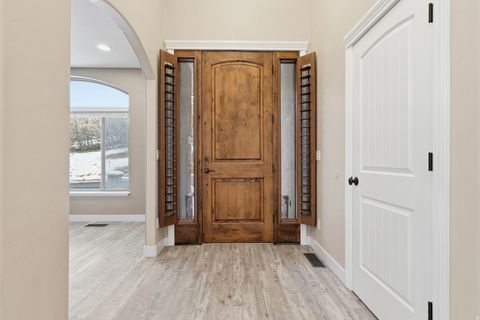 Tiny photo for 1284 E CANYON CREEK DR S, Bountiful, UT 84010 (MLS # 2116168)