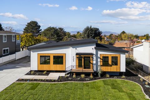 Tiny photo for 7364 S CHRIS LN, Salt Lake City, UT 84121 (MLS # 2119743)