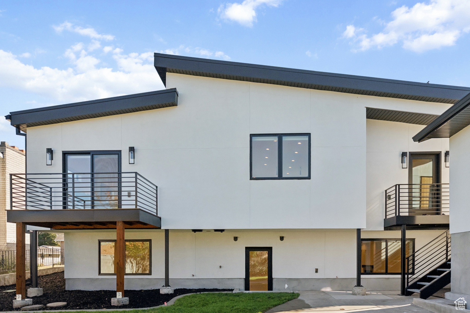 Salt Lake City, Utah 84121, United States, 5 Bedrooms Bedrooms, ,4 BathroomsBathrooms,Residential,Active,234376