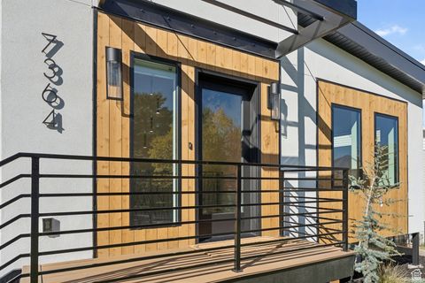 Tiny photo for 7364 S CHRIS LN, Salt Lake City, UT 84121 (MLS # 2119743)