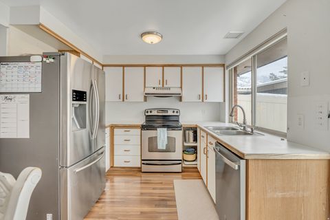 Tiny photo for 1205 E 986 S, Fruit Heights, UT 84037 (MLS # 2138523)