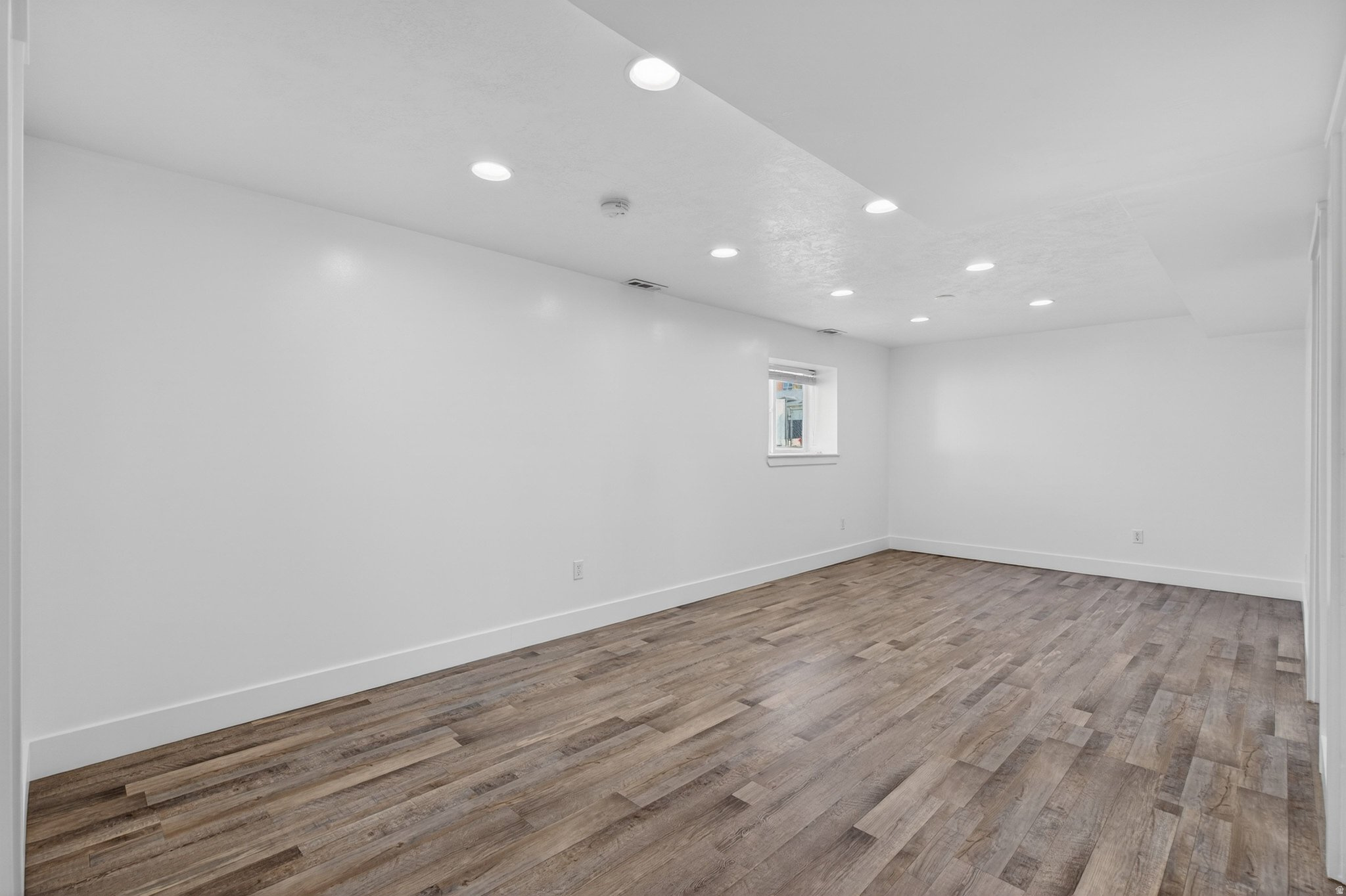 WHITE SANDS - Residential