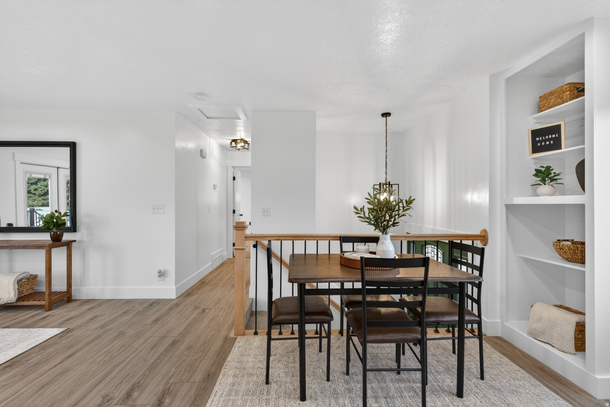 WHITE SANDS - Residential