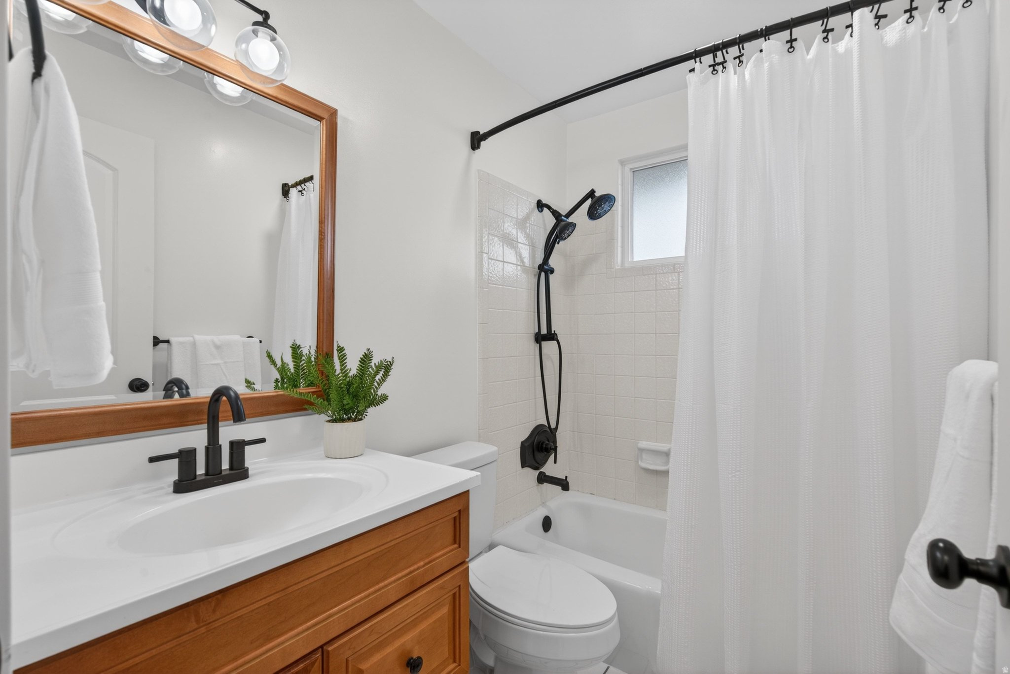 WHITE SANDS - Residential