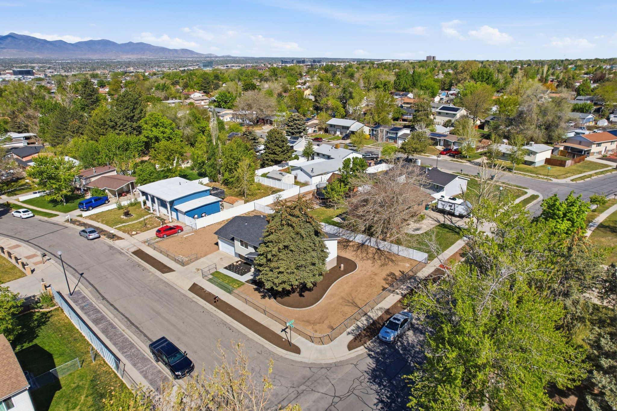 WHITE SANDS - Residential
