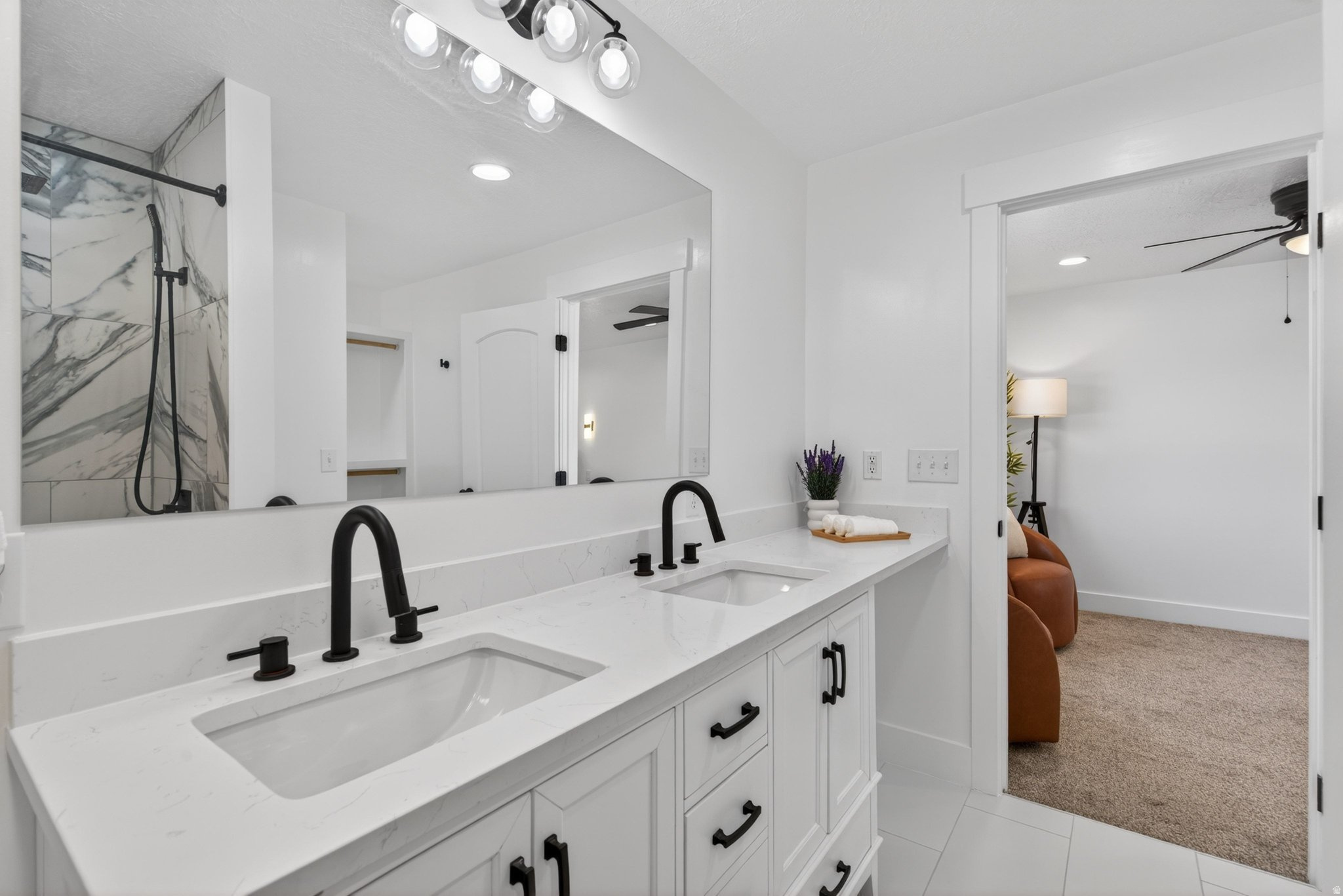 WHITE SANDS - Residential