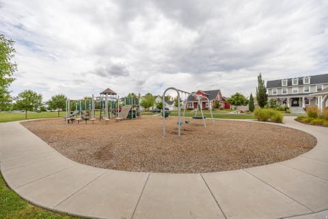 Tiny photo for 1944 W JOSEPH ACRES RD, Kaysville, UT 84037 (MLS # 2173900)