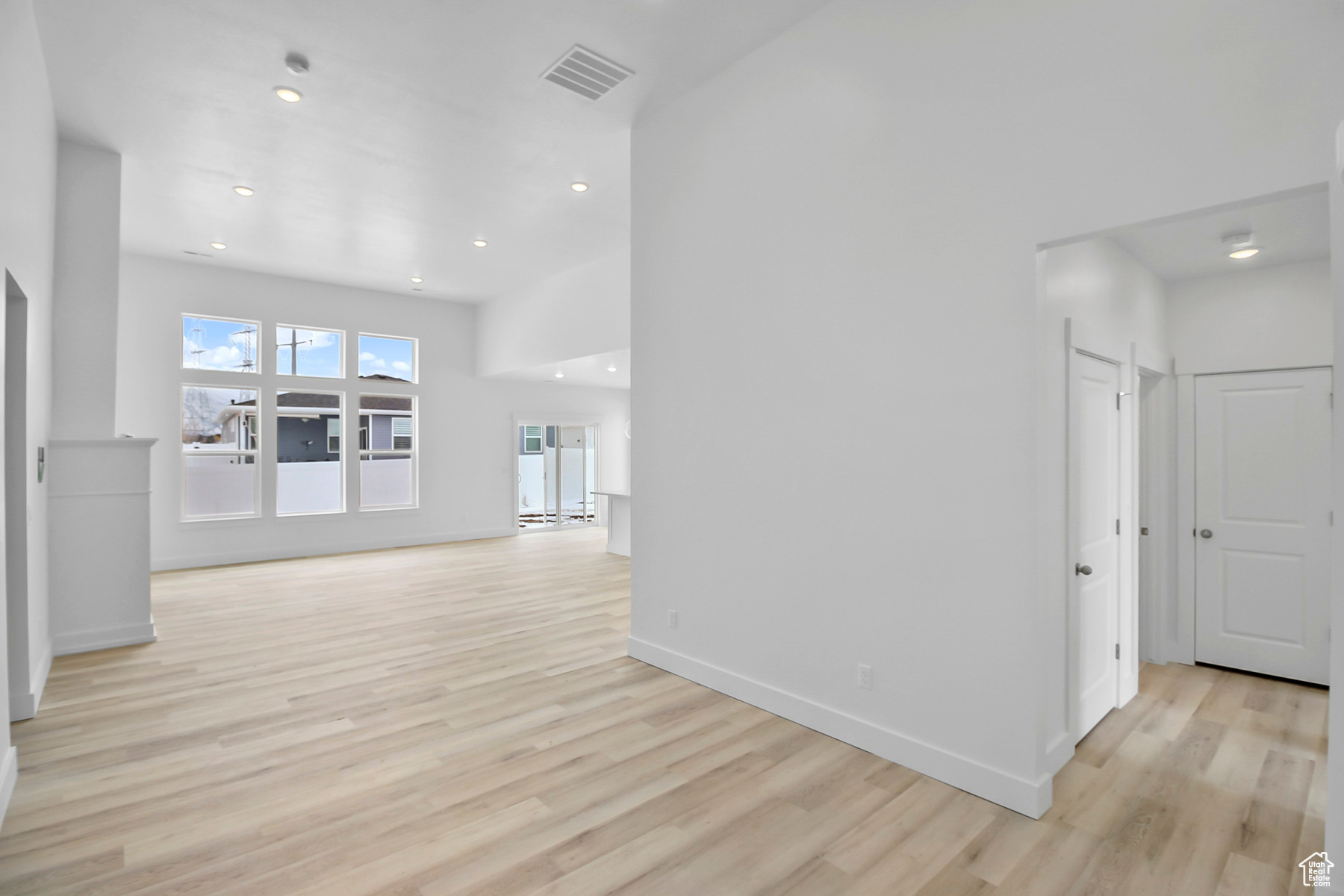HART ESTATES - Residential