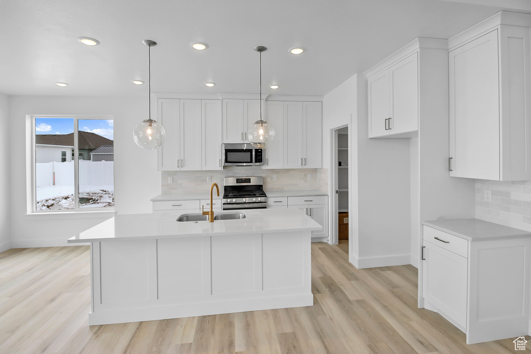 HART ESTATES - Residential