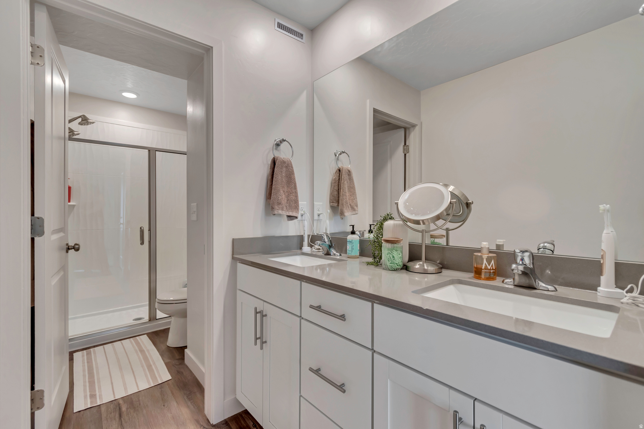 SUNFLOWER FIELDS - Residential