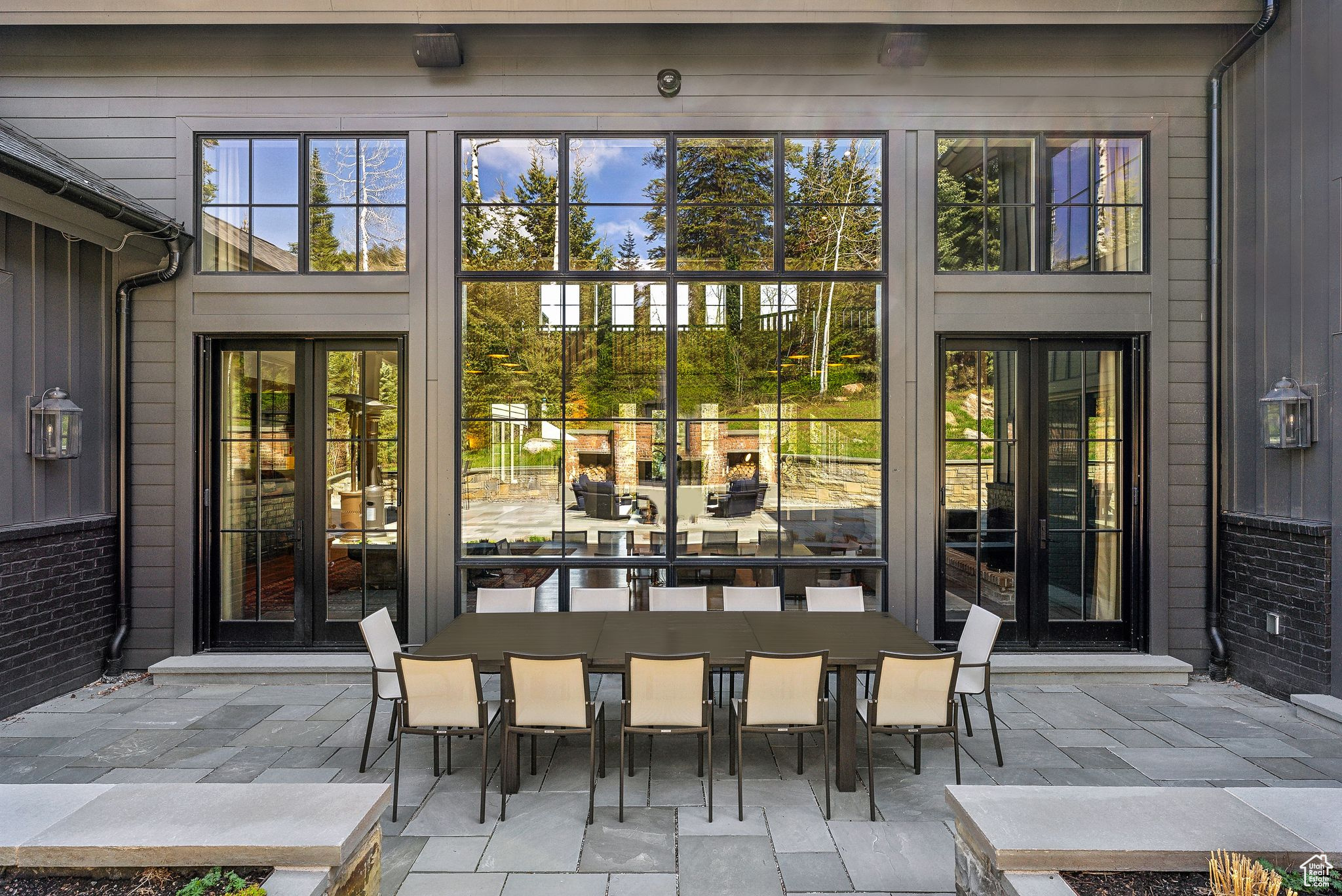 WHITE PINE RANCHES - Residential