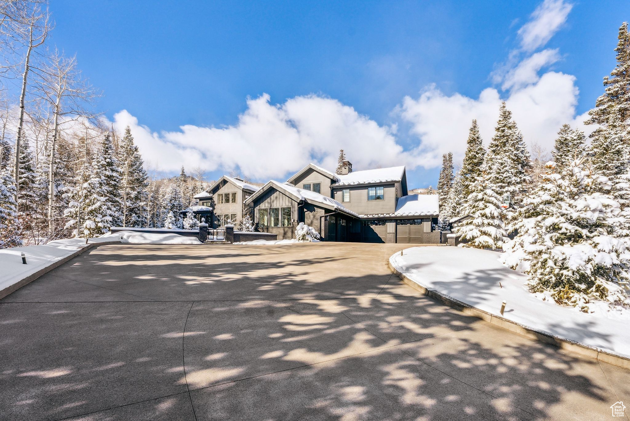WHITE PINE RANCHES - Residential