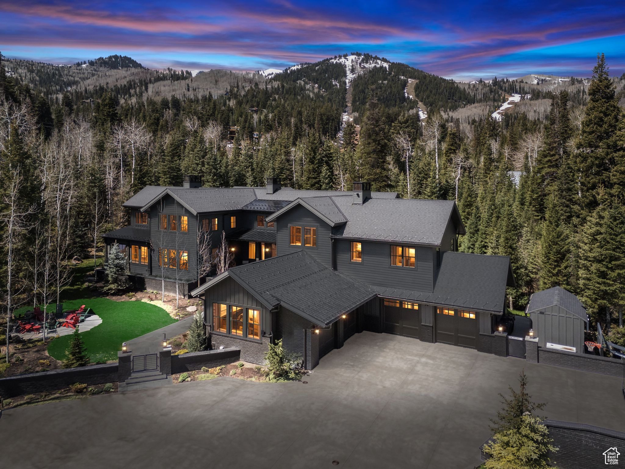 WHITE PINE RANCHES - Residential