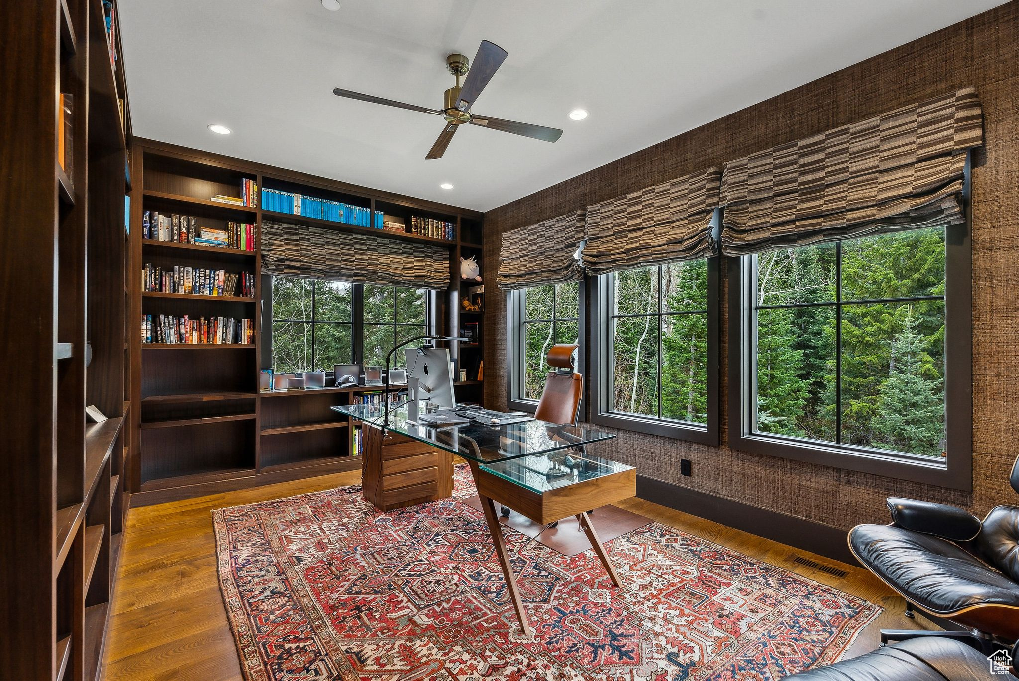 WHITE PINE RANCHES - Residential