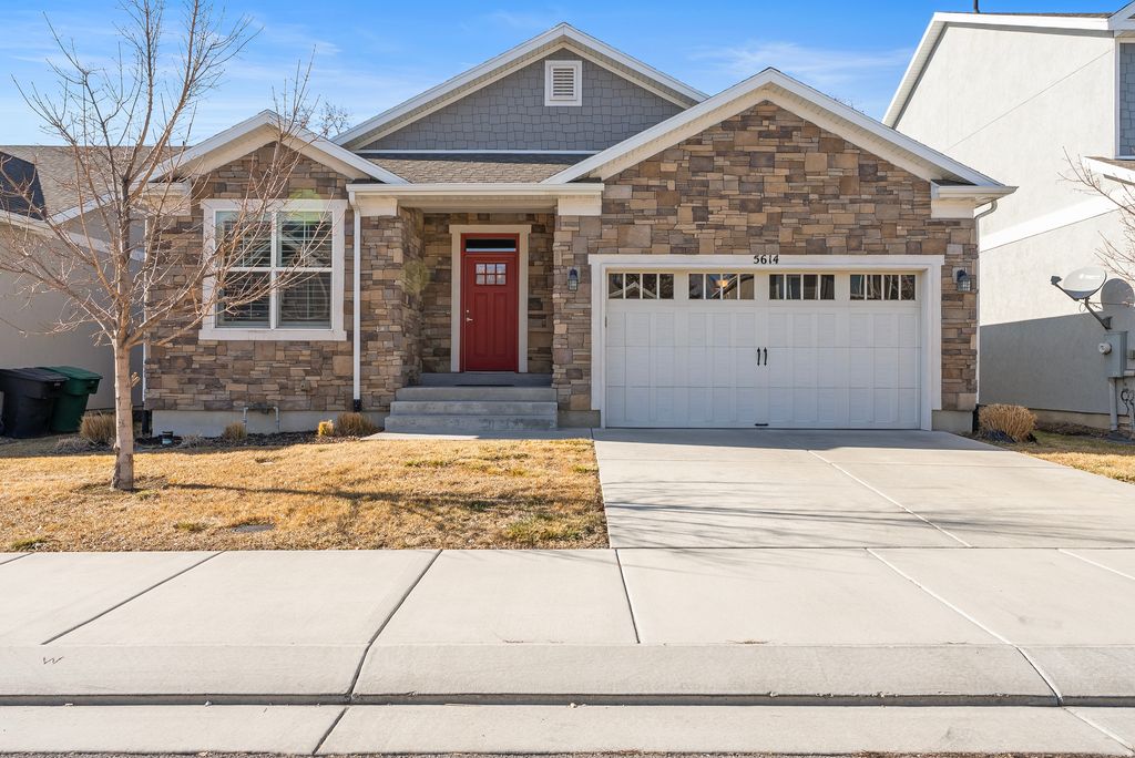Photo of 5614 JUSTICE HOWE LN, Salt Lake City, UT 84107 (MLS # 2136943)