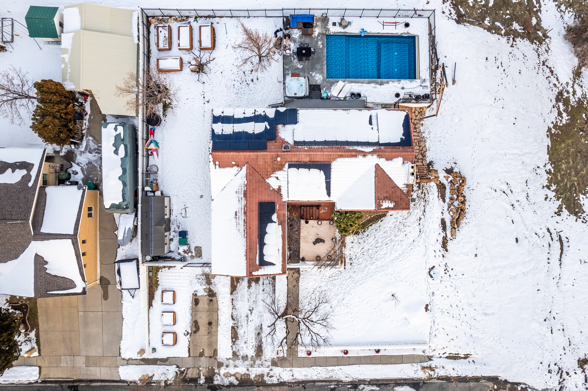 HOLMES HOLLOW - Residential