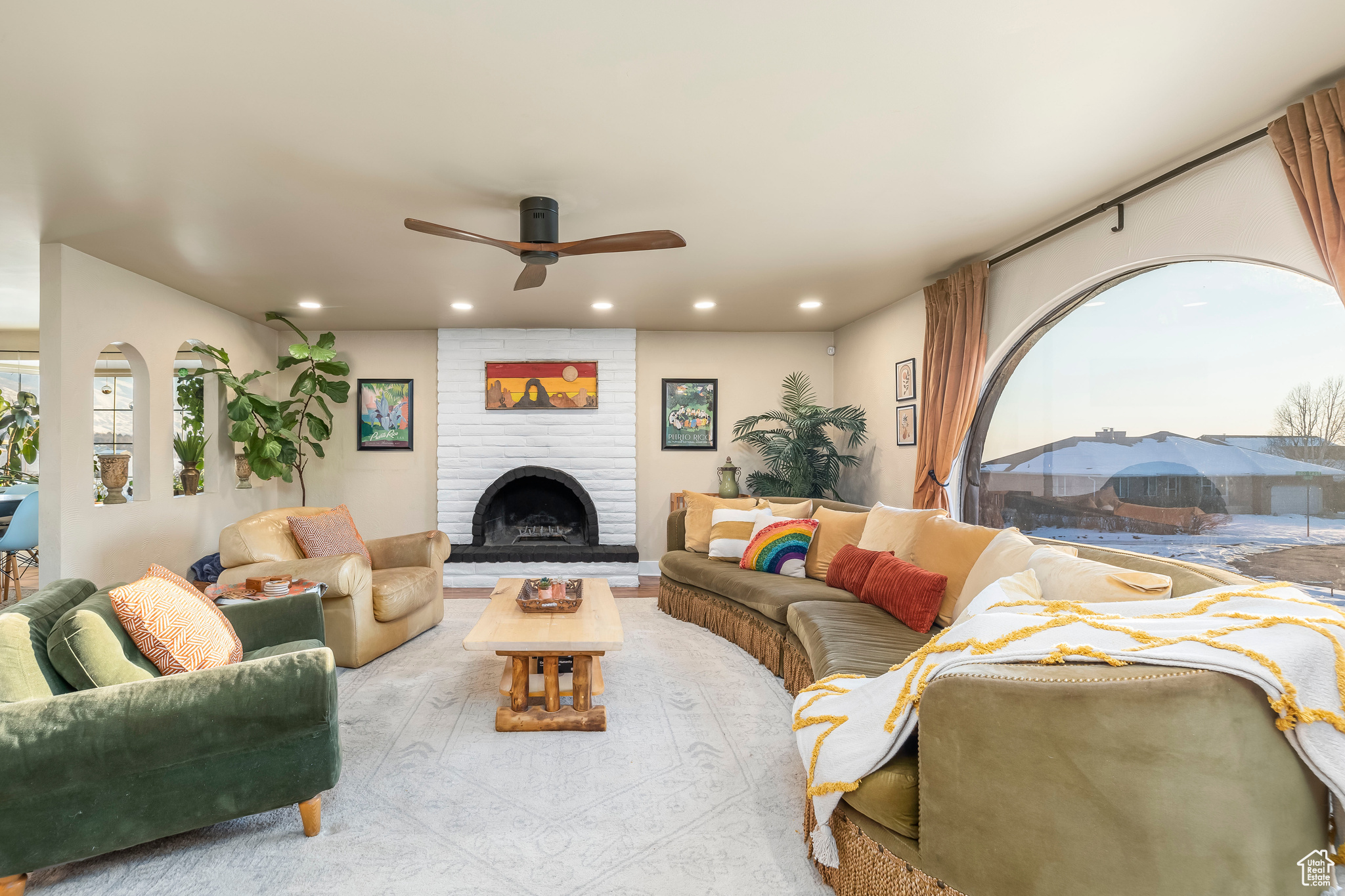 HOLMES HOLLOW - Residential