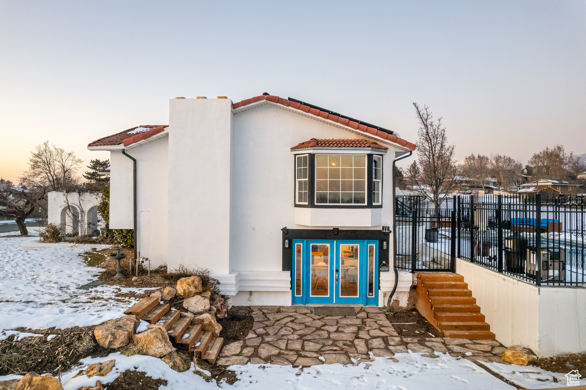 HOLMES HOLLOW - Residential