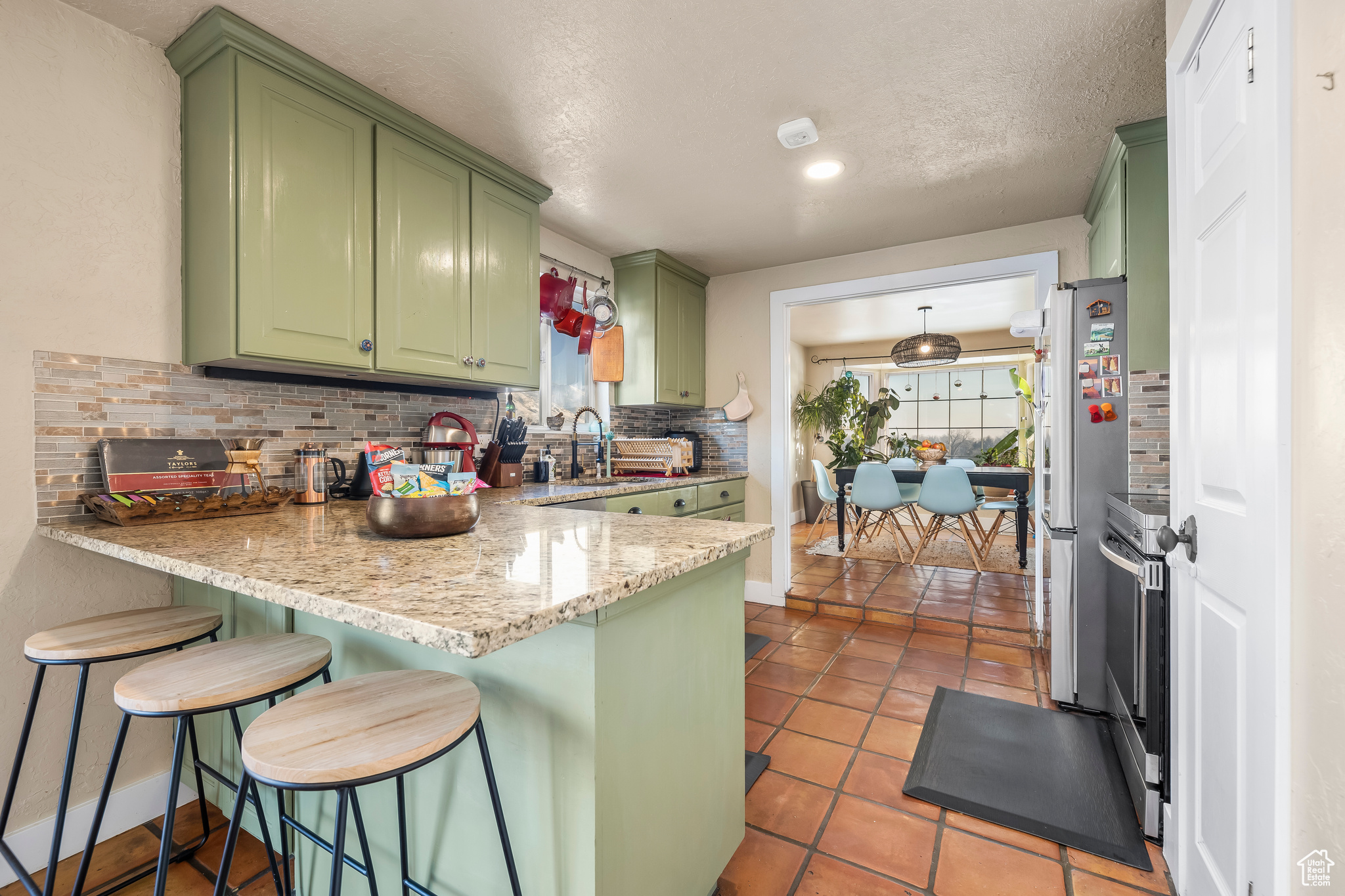 HOLMES HOLLOW - Residential