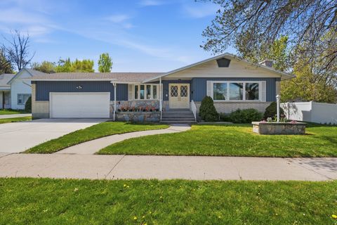 Photo of 466 W 200 N, Logan, UT 84321 (MLS # 2152448)