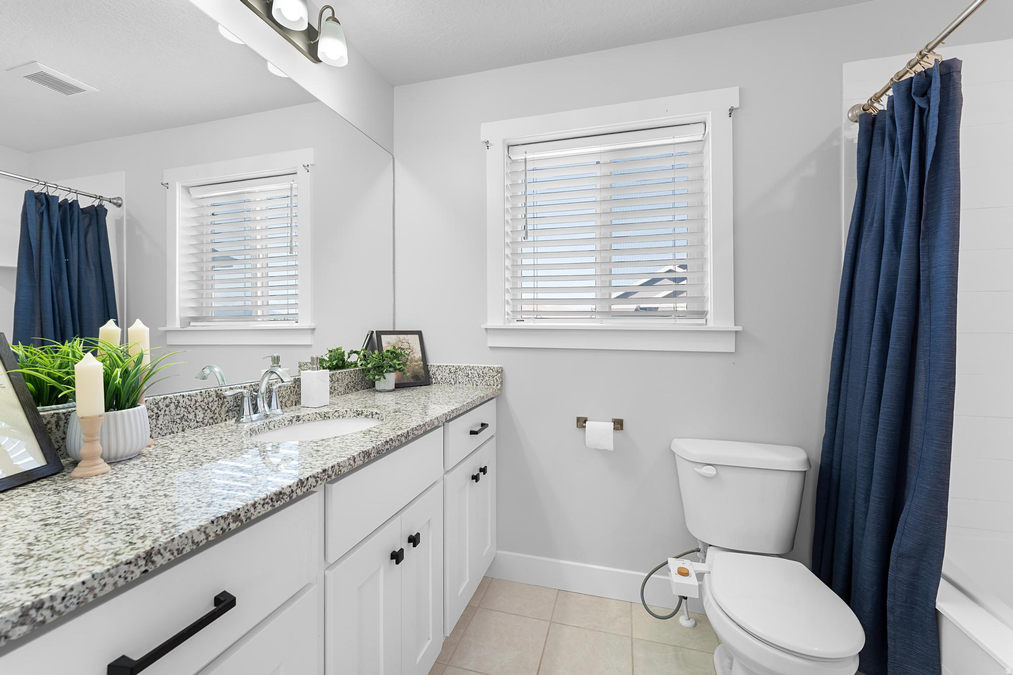 APPLE HOLLOW - Residential