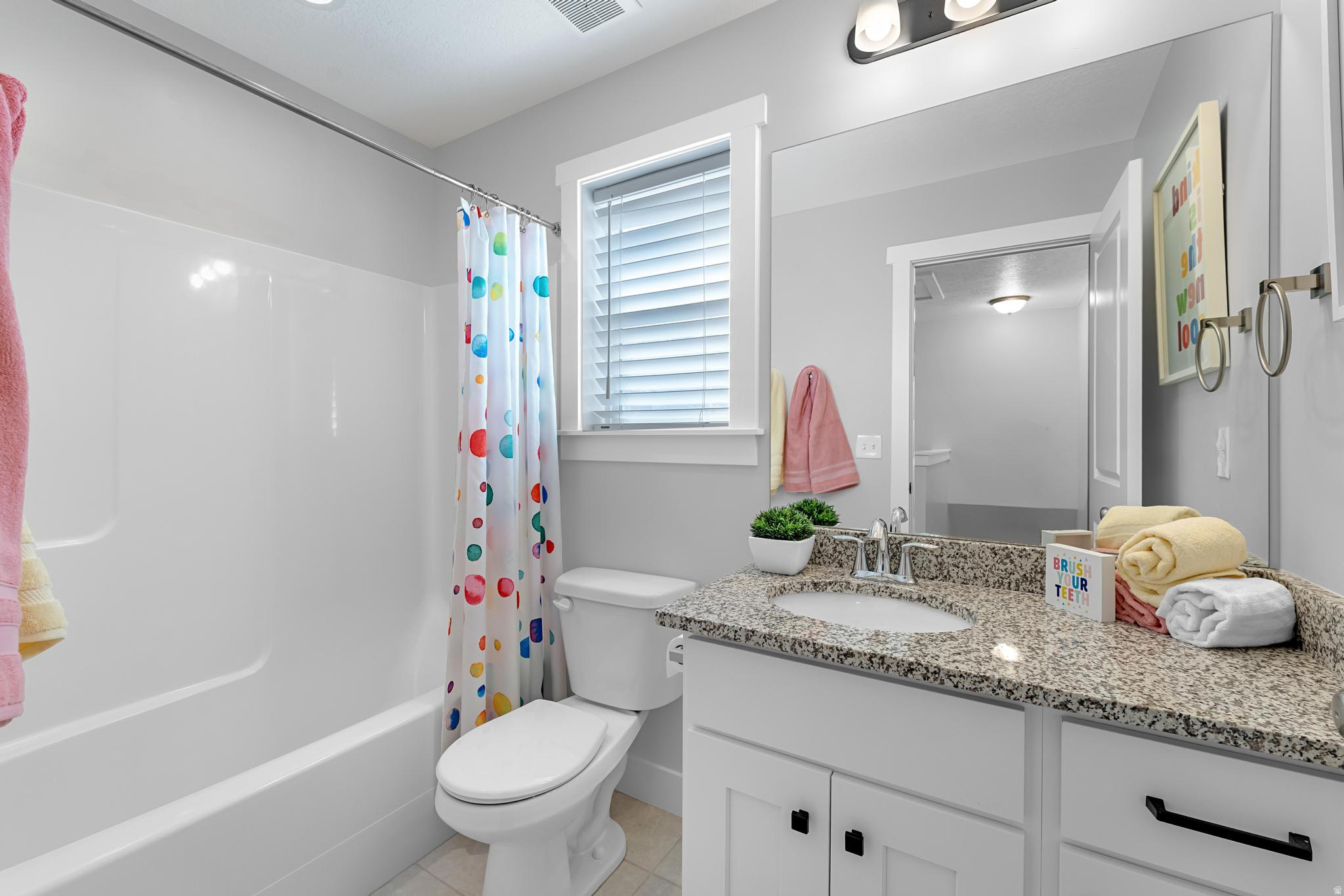 APPLE HOLLOW - Residential