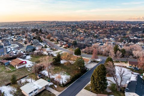 Tiny photo for 2124 E CHERRY LN, Layton, UT 84040 (MLS # 2134914)